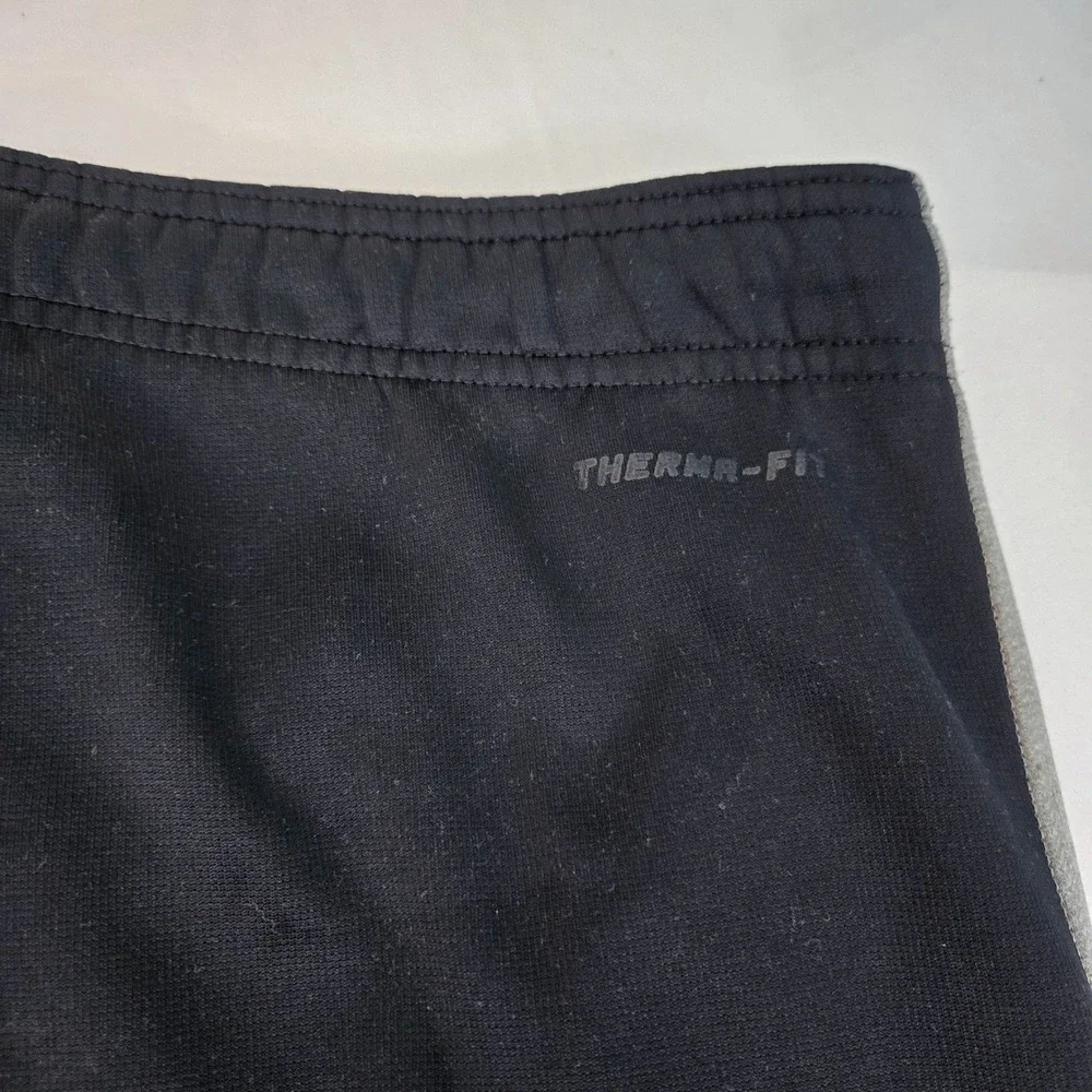 Nike Therma-FIT Mens M Black Gray Stripe Athletic Training Pants Joggers Track‎